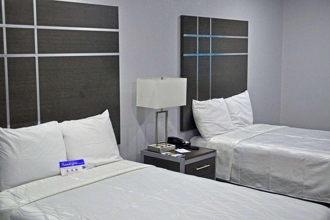 Americas Best Value Inn & Suites Brenham Exterior foto