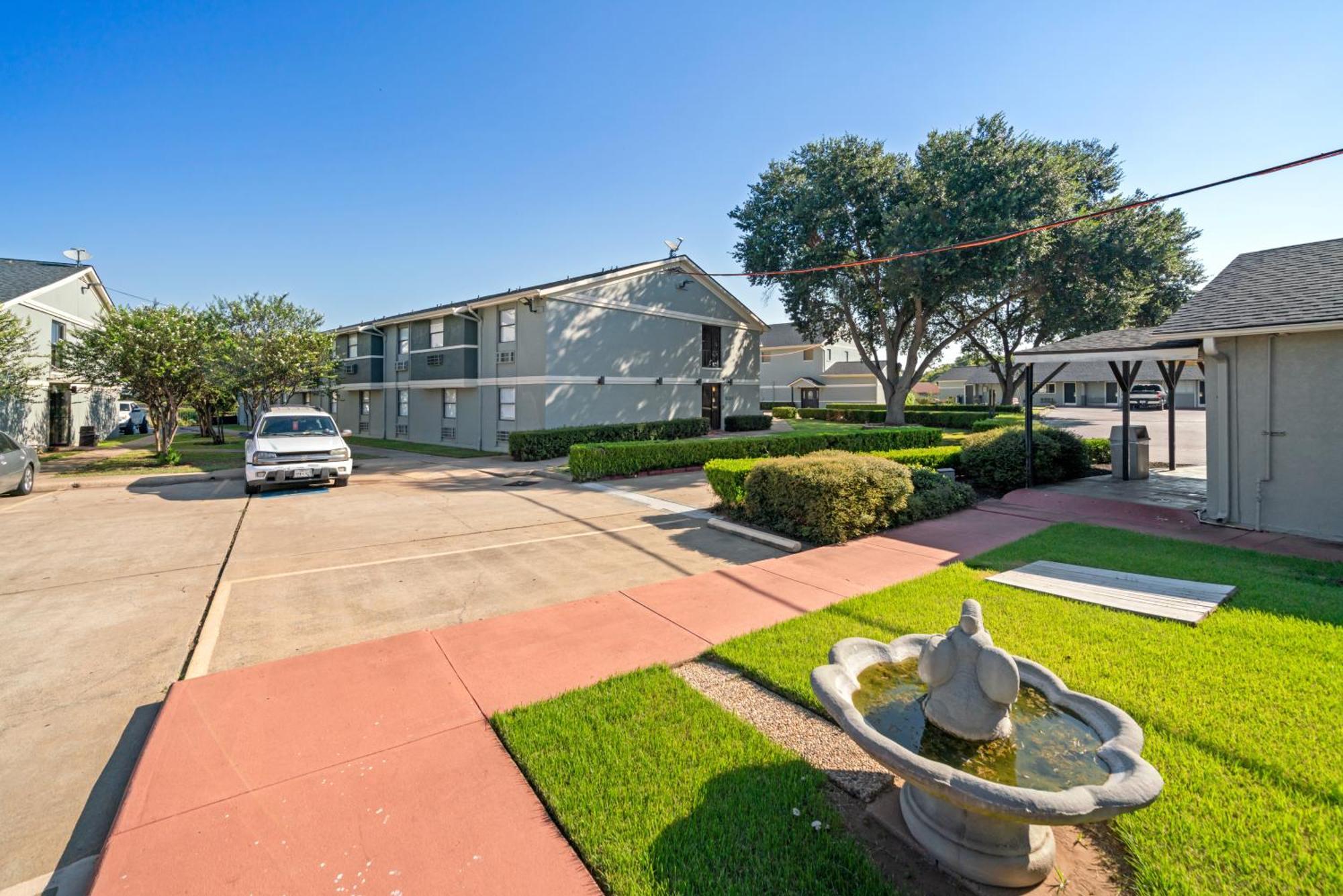 Americas Best Value Inn & Suites Brenham Exterior foto