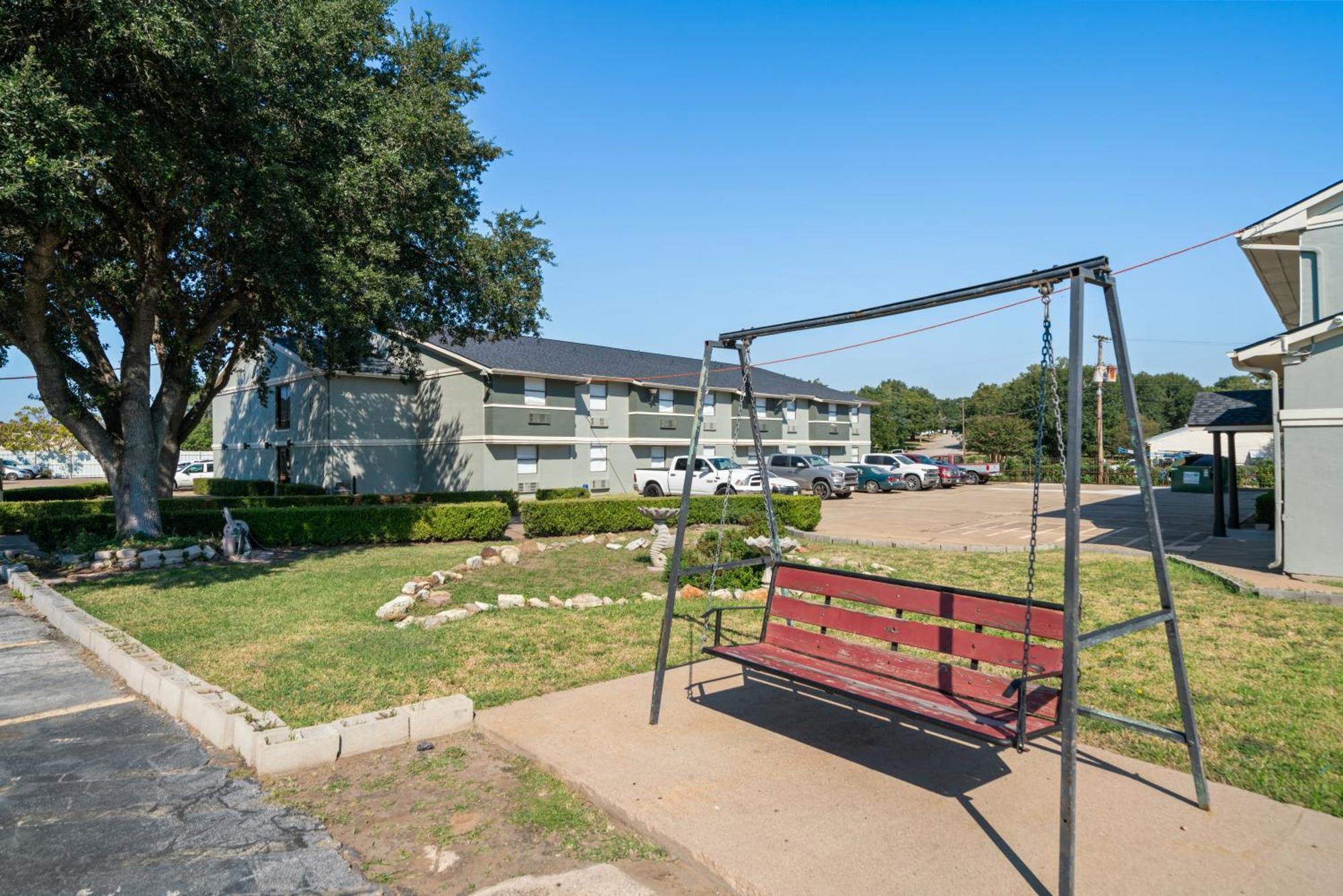 Americas Best Value Inn & Suites Brenham Exterior foto