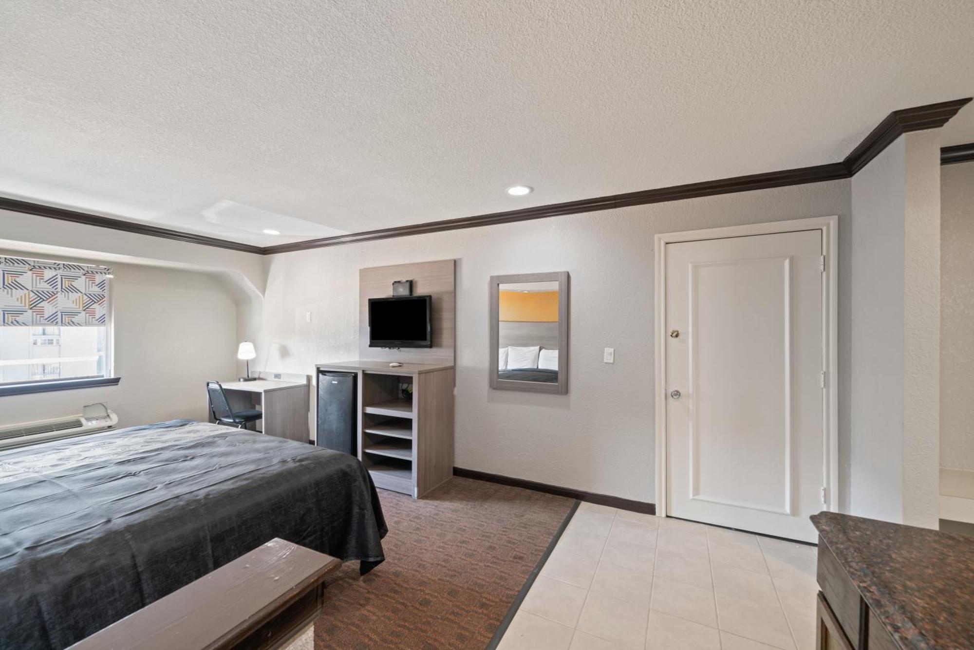 Americas Best Value Inn & Suites Brenham Exterior foto