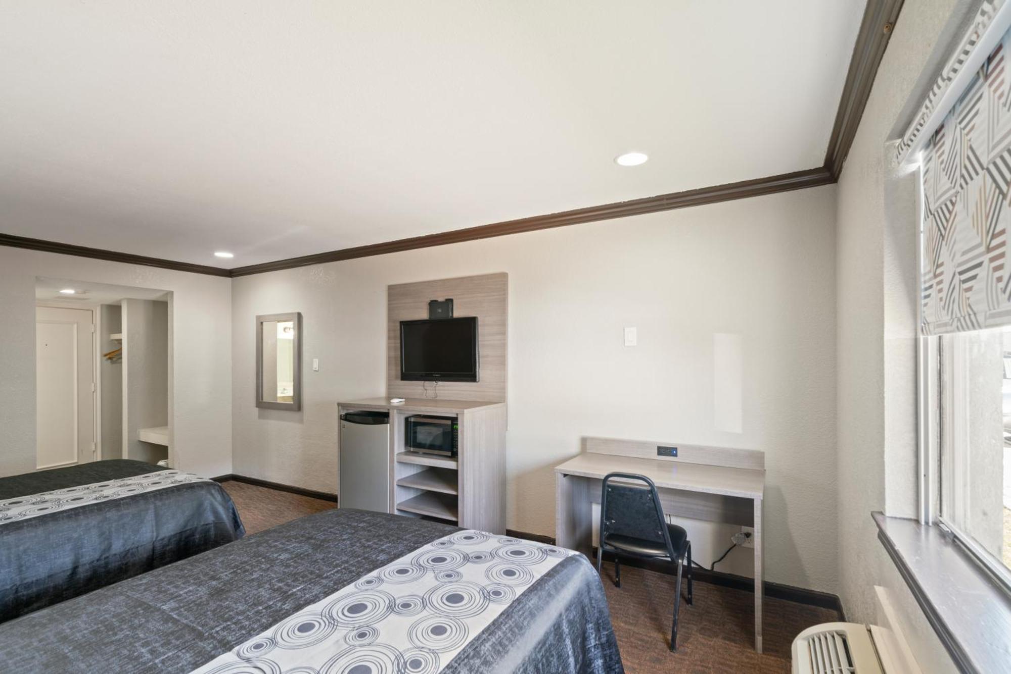 Americas Best Value Inn & Suites Brenham Exterior foto
