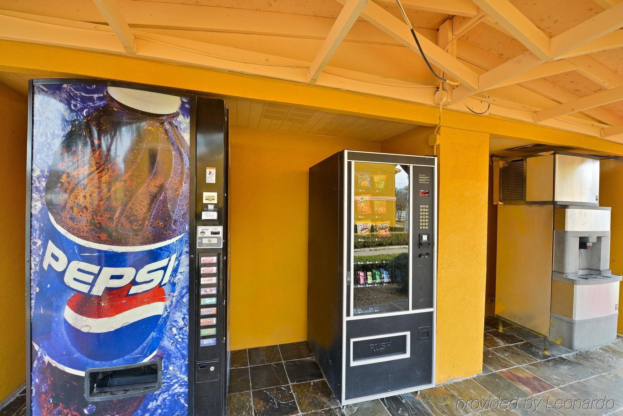 Americas Best Value Inn & Suites Brenham Exterior foto