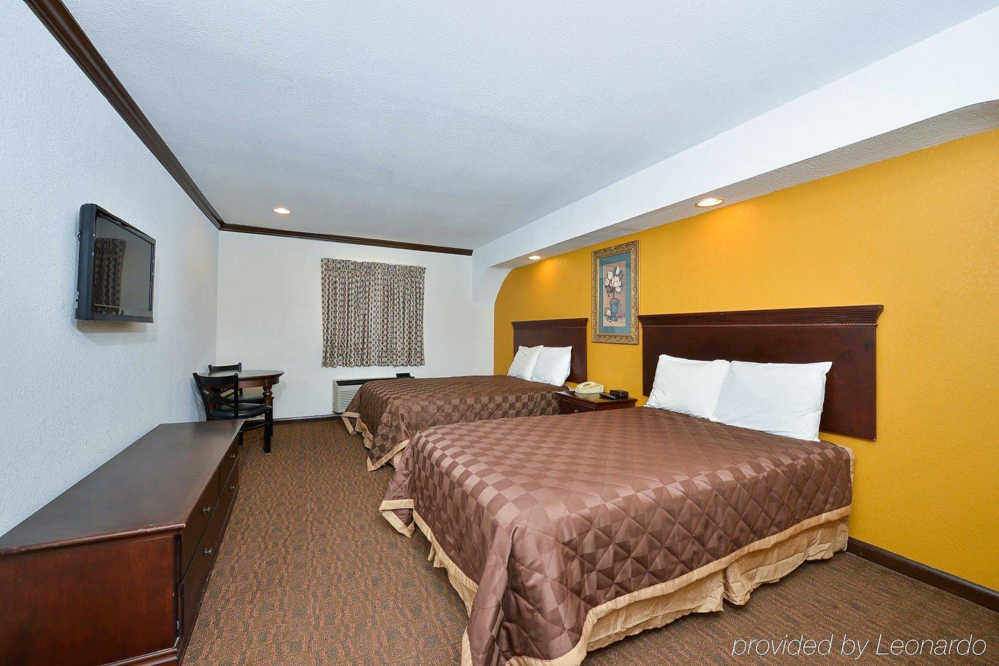 Americas Best Value Inn & Suites Brenham Exterior foto