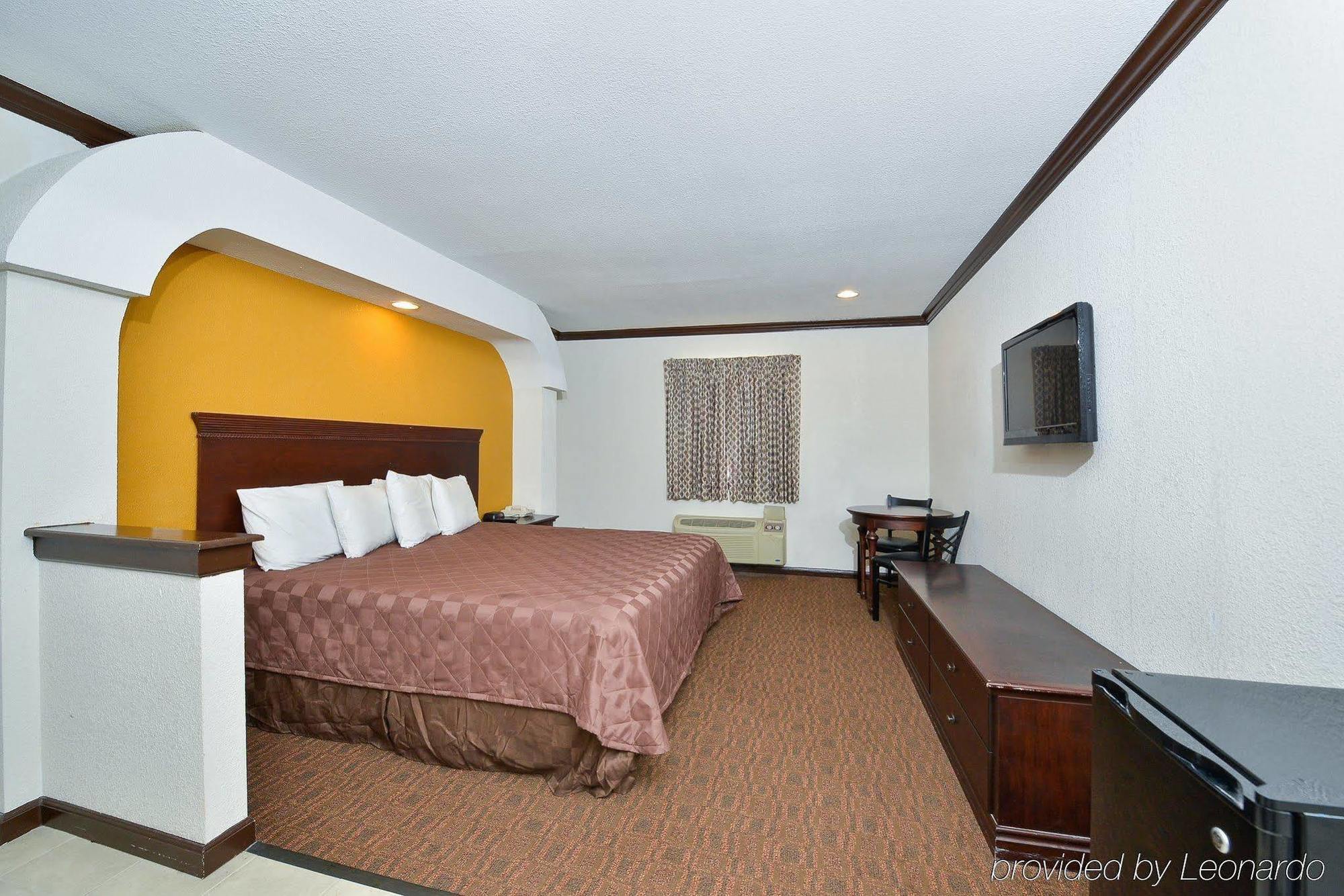 Americas Best Value Inn & Suites Brenham Exterior foto